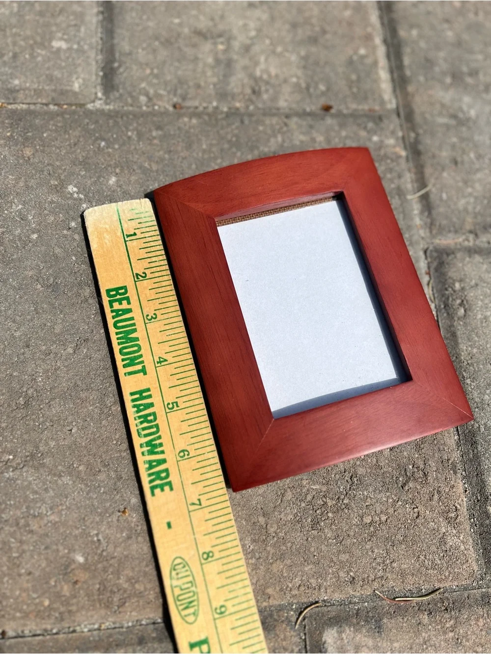 Vintage 1998 HB Group Mahogany Rich Red-Brown Curved Wood Photo Frame